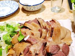 带皮狗肉-英子补身汤(海兰路店)