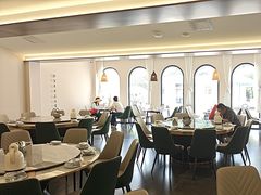 -何适山庄 ·可团建(水长城P2停车场店)