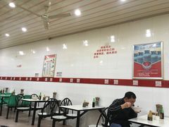 -花溪王记牛肉粉(四季花溪商场店)