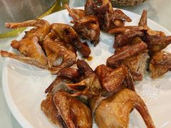 特色红烧乳鸽-强记鸡粥美食