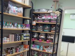 -佳雯宠物医院·皮肤科·内外科(春晓路分院)