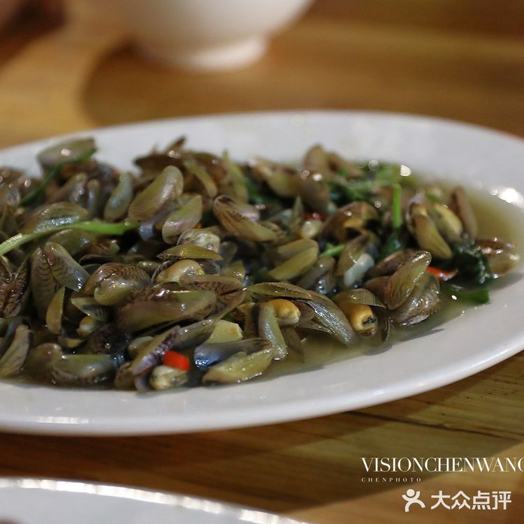 潮州的深夜海鲜档,才是开启真正的饕餮之旅的时间