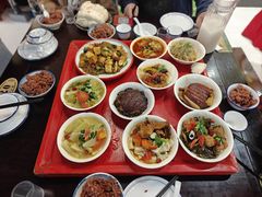 -蓝田九大碗民俗食府(蓝田店)