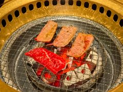 -山川小町·极番烧肉(新地假日广场店)