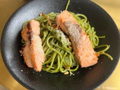 三文鱼青酱意面-The place那儿(新城国际店)