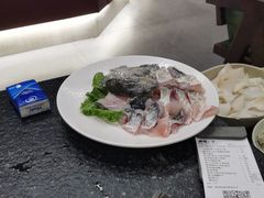 -得意咚瓜·顺德鱼生·冬瓜火锅(深圳首店)