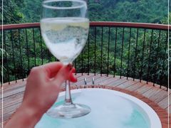 -三亚亚龙湾人间天堂鸟巢度假村