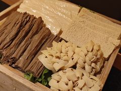 -晓宇重庆火锅(西安荟聚店)
