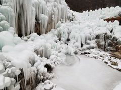 -大平台龙居瀑布旅游区