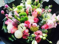 -亭亭鲜花店(中山北路店)