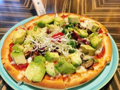 牛油果披萨-莫多多餐厅