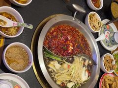 -沸炉重庆老火锅(军事博物馆店)