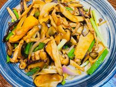 小炒野山菌-溢香苑瓦罐(优胜北路店)