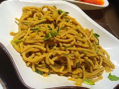 -东口码头·烧鸽子·鱼头泡饼·地方菜(金鹰悦城店)