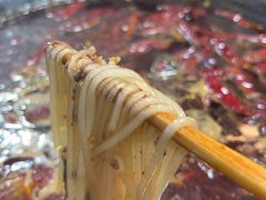 -黄潇洒老火锅(九眼桥宏济巷店)