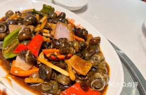 Stir-fried Snail with Purple Perilla and Sour Bamboo Shoots