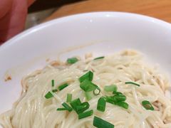 -诚铭记·虾仁汤包·成都小吃(融创店)