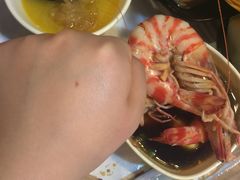 花竹虾-鲜入围煮花胶鸡海鲜火锅