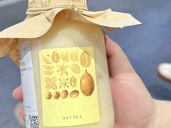-喜茶(上海淮海中路渔阳里店)