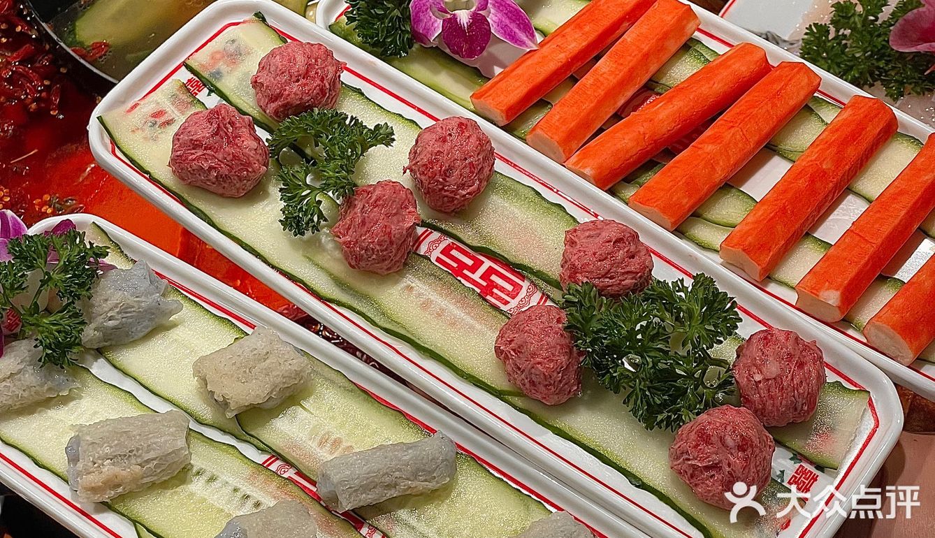 菜品新鲜好吃，鸭肠爽脆，牛肉嫩滑，脆鲷嫩滑鱼片！