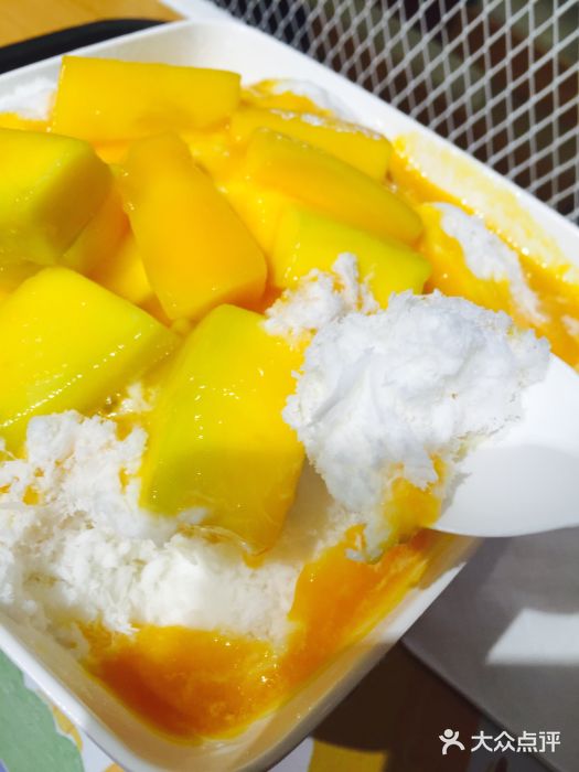 芒果牛奶绵绵冰