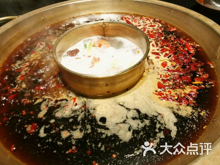 重庆红板凳火锅图片
