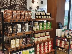 零售区-星巴克臻选(成都宽窄巷子店)