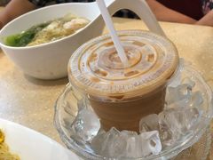 港式冰镇奶茶-九龙湾茶餐厅(东门店)