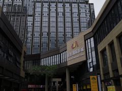 -佳影巨幕影城(萝岗香雪锐丰广场店)