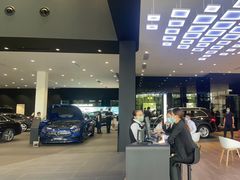 -奔驰上海利星(七宝店)