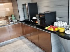 -上海虹桥西郊假日酒店