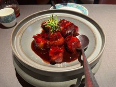 紫苏红烧肉-肆月河豚·新淮扬菜·烤鸭(中关村店)
