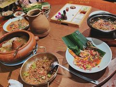 -老滇山寨•云南特色菜•地方菜•民族风情歌舞表演(金碧店)