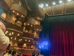 -交通银行前滩31演艺中心