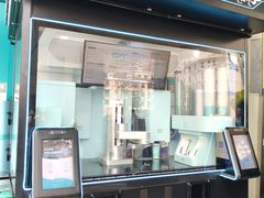 -COFE+机器人现磨咖啡(中山公园十字路口店)