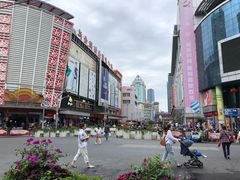 -兴旺欧韩城(上海兴旺国际服饰城店)