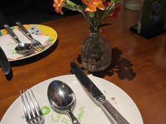 -JINNS锦时 steak&pizza(浸信会礼拜堂旧址店)