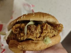 麦辣鸡腿汉堡-麦当劳(花桥得来速店)