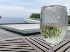 -瑰丽酒店·海吧·天际下午茶·现场DJ·天台酒吧