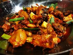 -野山舂·贵州现舂酸汤火锅(鸿通城店)