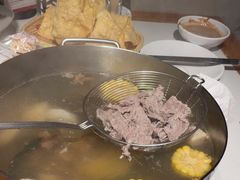 -焯牛潮汕牛肉火锅(云峰街创始店)