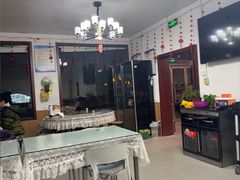 -天天向上素食餐厅(五台山店)