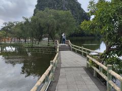 -星湖旅游景区七星岩