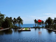 -亚龙湾喜来登·美景台大堂吧