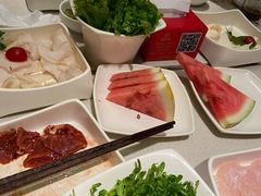 -海底捞火锅鲜切牛肉主题店(长寿路店)
