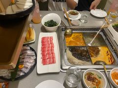 -海底捞火锅(旭辉MALL店)