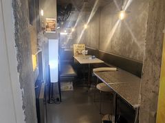 -粉八·云南米线·建水烧烤(常熟路店)