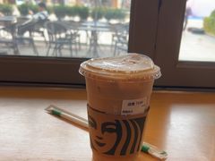 -星巴克(长沙友阿奥特莱斯店)