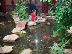 -鱼满舱·鲜活海鲜·正宗鲁菜