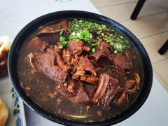 带骨红烧羊肉面-上海为民商行清真饭店(南大路店)